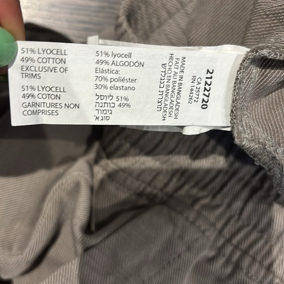 Devoted Neutral Tanish grey  Ankle Cropped Pants Sz L - Picture 5 of 13